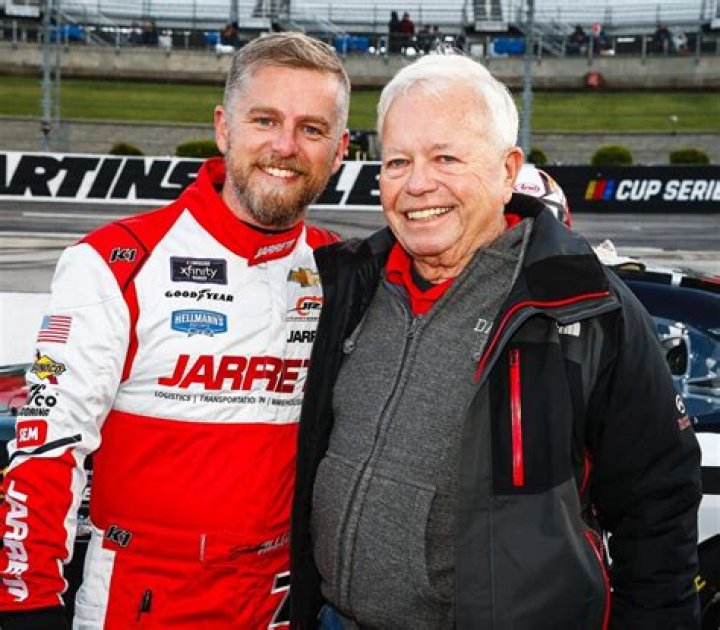 All About Justin Allgaier | Net Worth, Relationship, Career