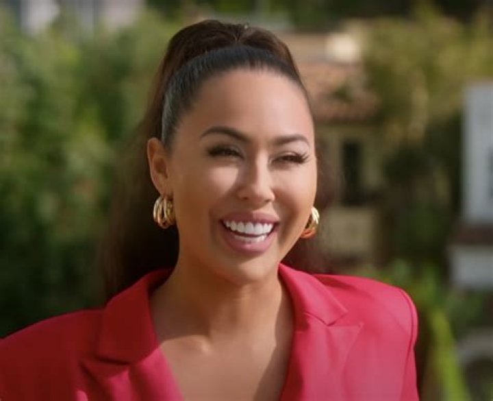 All About Kayla Cardona From “Selling The OCelling The OC”?