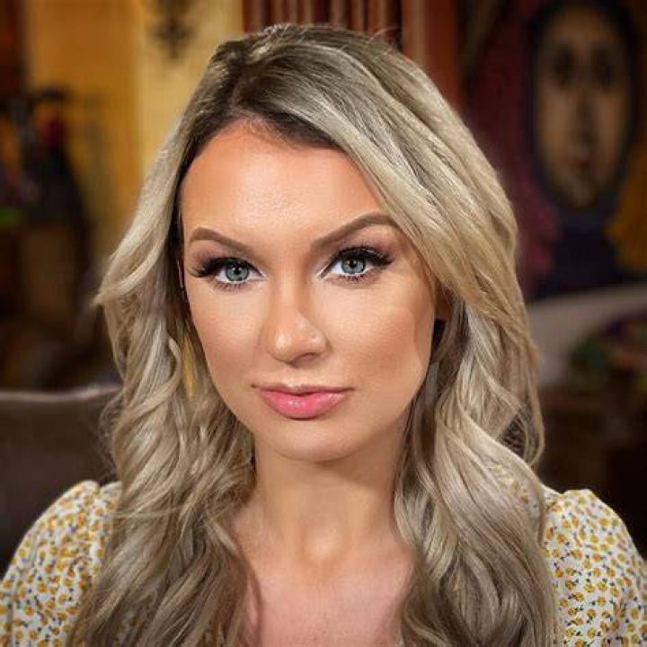 All About Kenzie Taylor Age, Net Worth, Relationship, Career