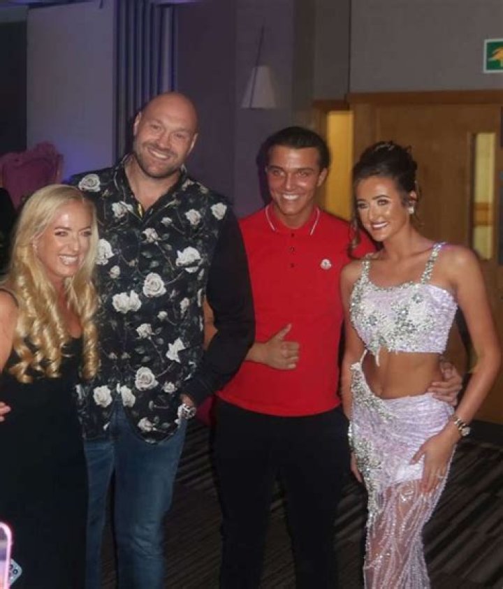 All About Tommy Fury| Age, Net Worth, Relationship, Career