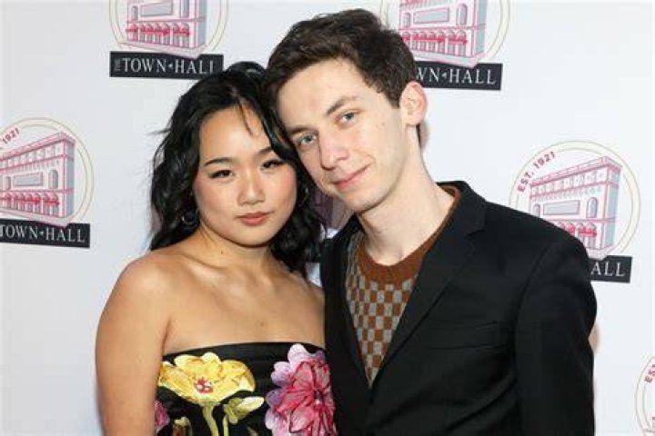 Andrew Barth Feldman Girlfriend |Who Is He Dating Family And Net Worth