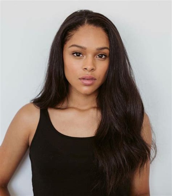 Ash Santos 