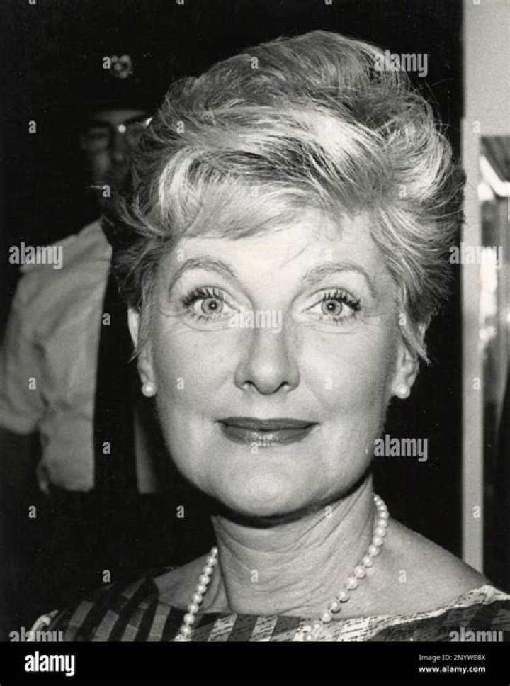 Barbara Murray