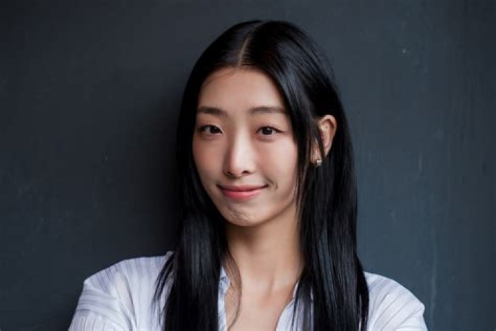 Bio, Net Worth, Girlfriend, Height And Career Of Ryu Eui Huyn