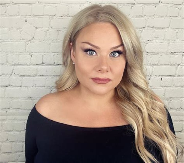Carly Jibson | Bio, Age, Net Worth, Relationship