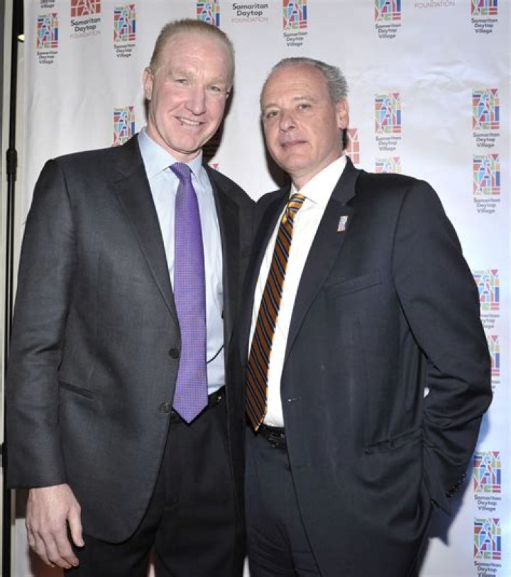 Chris Mullin- Bio, Height, Net Worth, Wife, Marriage