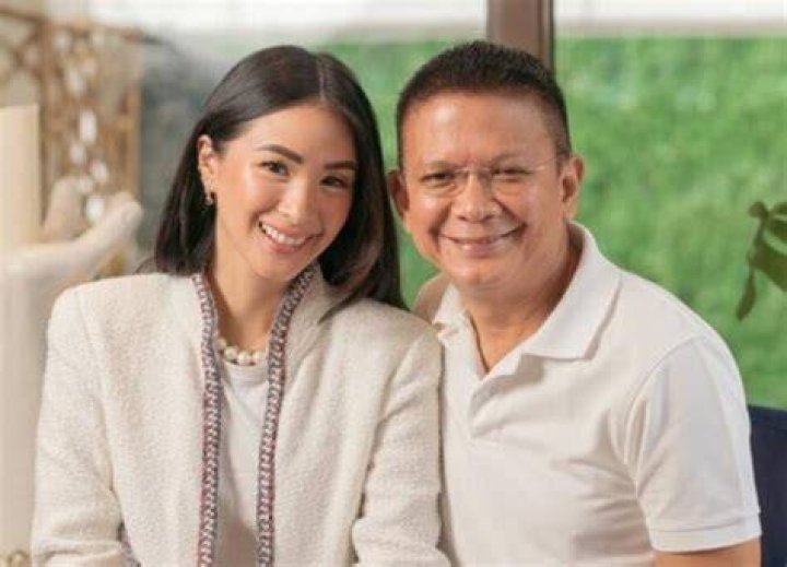 Christine Elizabeth Flores- Wiki, Husband, Height, Net Worth, Career