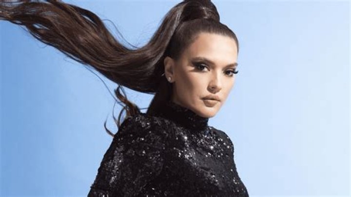 Demet Akalin