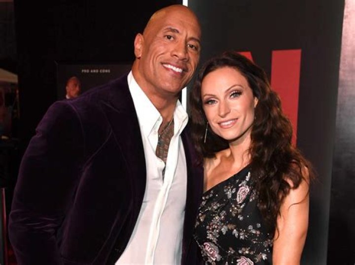 Dwayne Mooney | Career And Wife