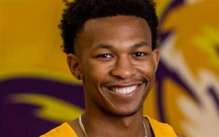 Elijah Alexander Knox| Bio, Age, Net Worth, Relationship, Career