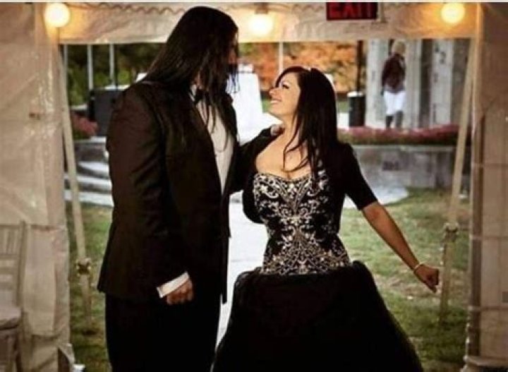 Everything about Mick Thomson and His Wife’s Married Life