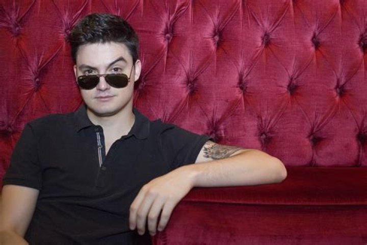 Felipe Neto : Bio, Net Worth, Height, Girlfriend And Career