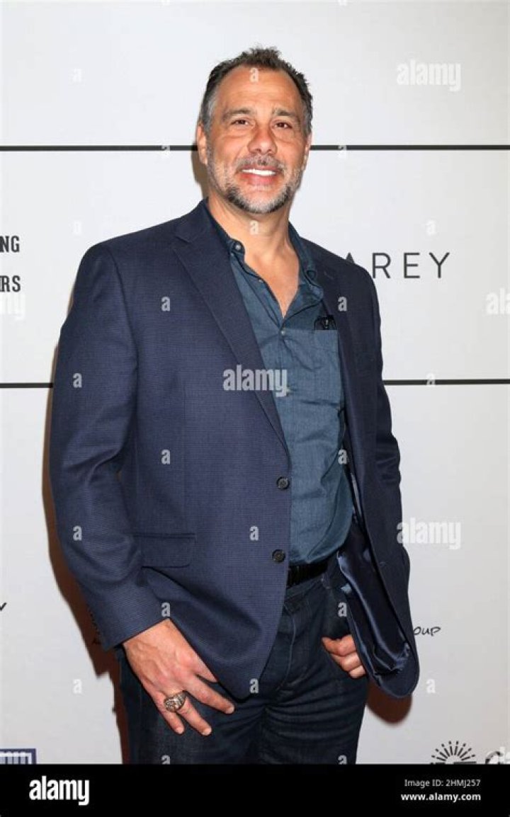Glenn Cadrez