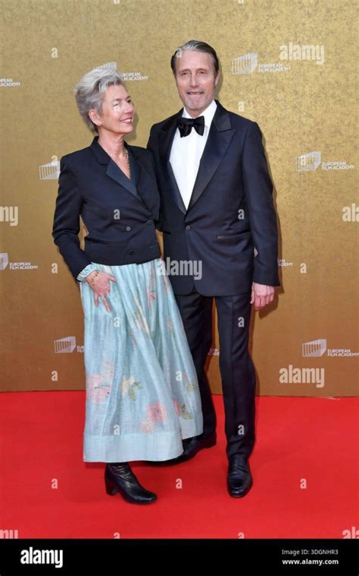 Hanne Jacobsen | Husband And Married Life