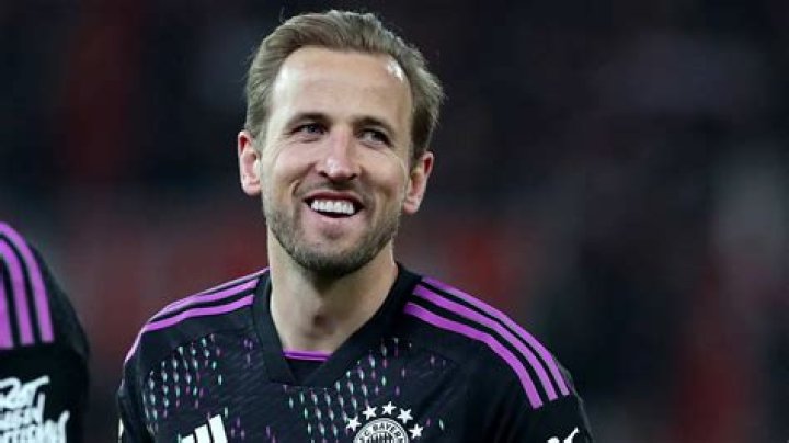 Harry Kane Teeth Before And After | Has He Used Braces