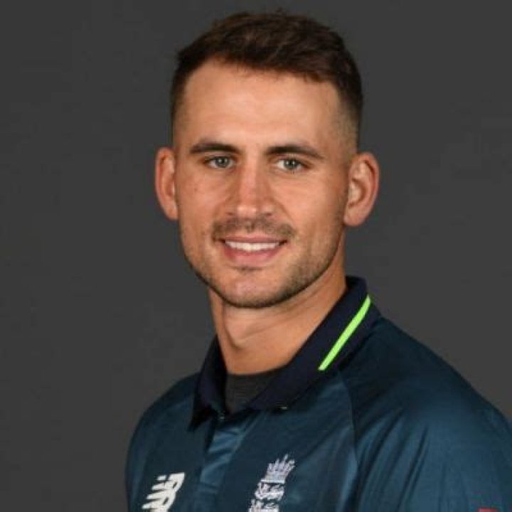 Is Alex Hales Dating Anyone or Married | Relationship And Net Worth
