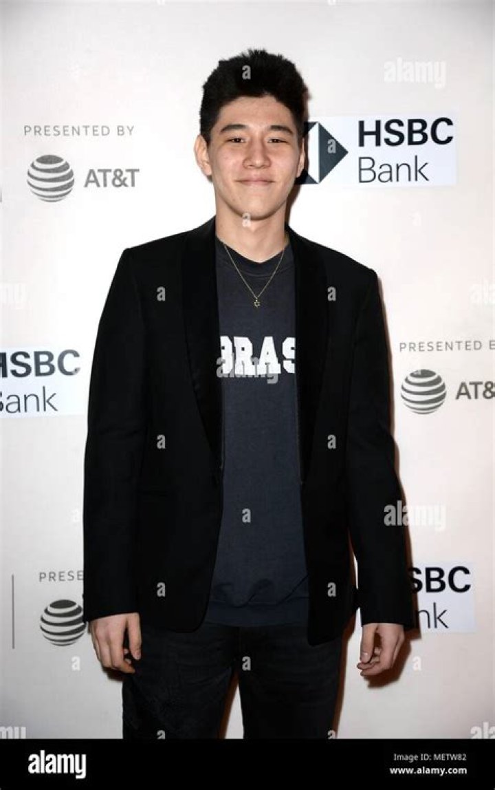 Isaac Jin Solstein
