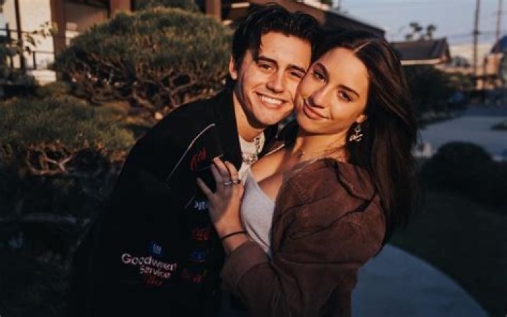 Isaak Presley | Girlfriend And Relationship