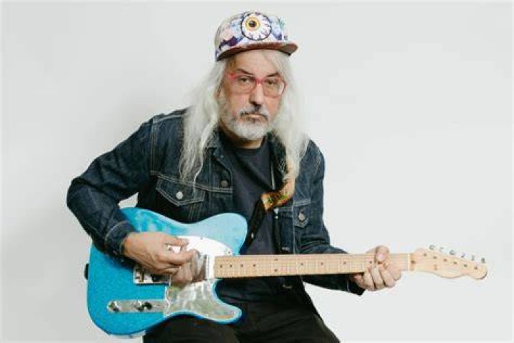 J. Mascis