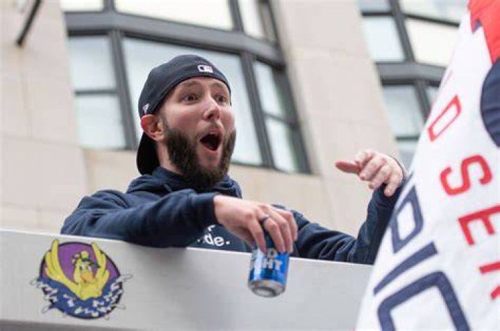 Jared Carrabis