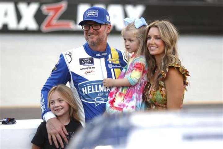 Jeffrey Earnhardt | Girlfriend | Relationship