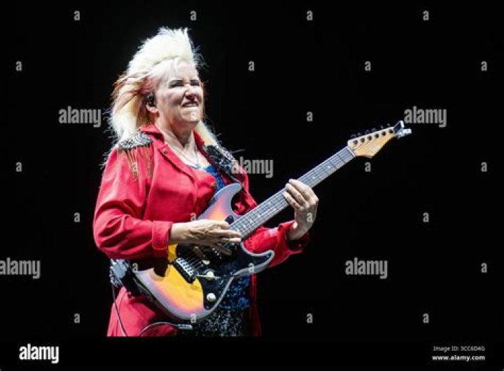 Jennifer Batten