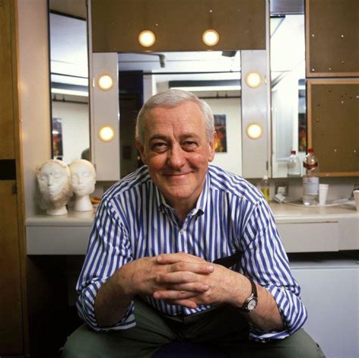 John Mahoney
