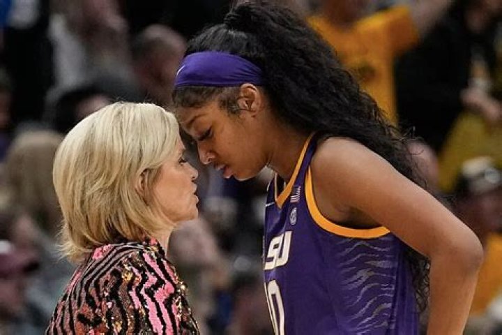Kim Mulkey No Makeup Look | What Is Wrong With Her Face | Health Update