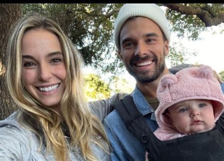 Lauren Swickard | Bio, Age, Net Worth, Relationship, Career