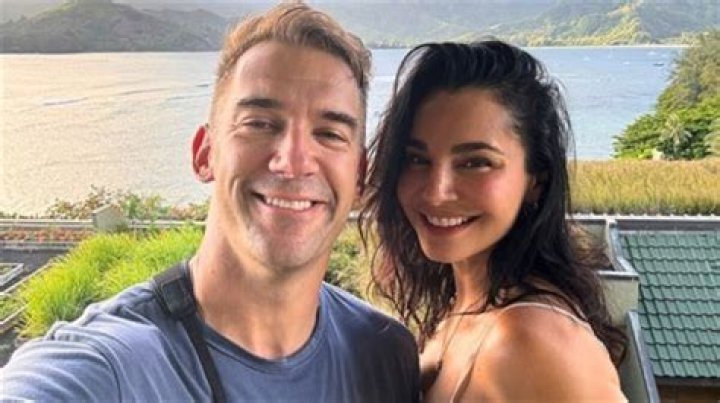 Lewis Howes And His Partner Yanet Garcia Have Moved Together