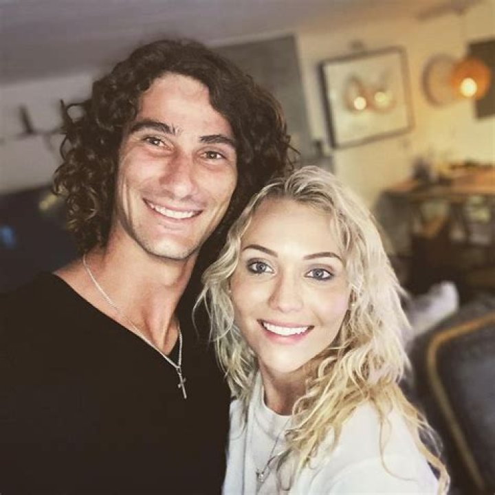 lloyd harris- Net Worth, Bio, Girlfriend, Height, Career