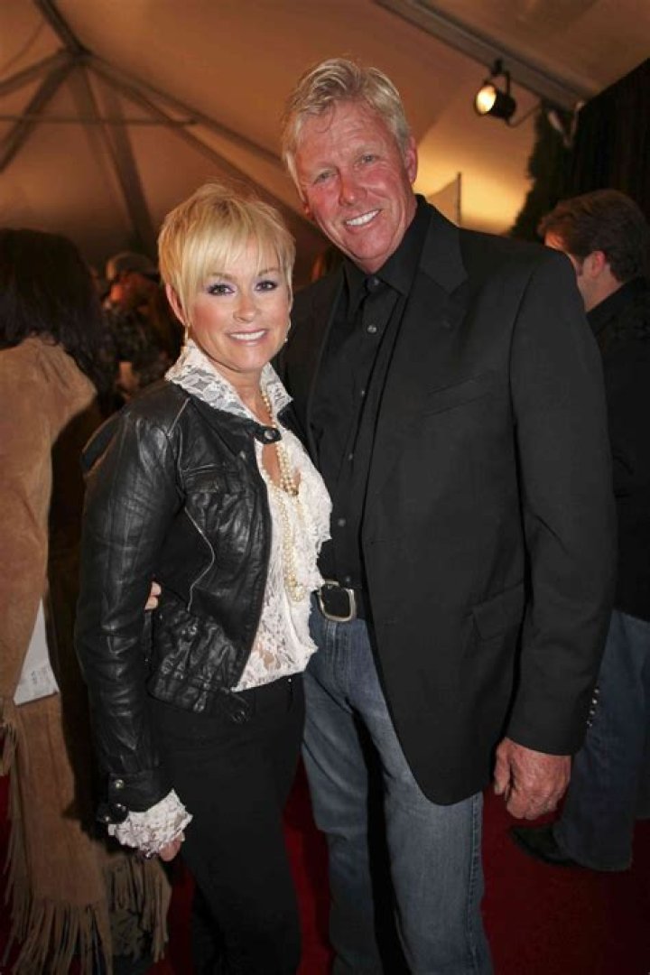 Lorrie Morgan | Bio, Age, Net Worth, Relationship, Career
