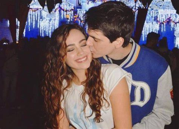 Mary Mouser- Wiki, Height, Net Worth, Boyfriend, Dating