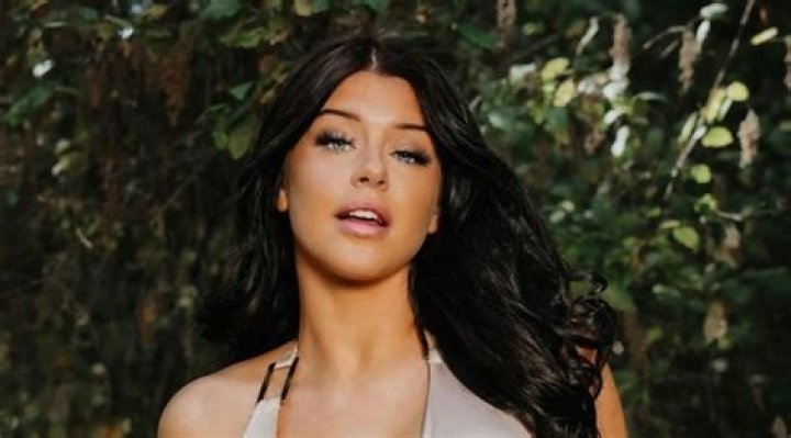 Monronalives- Net Worth, Bio, Boyfriend, Dating, Height, Career
