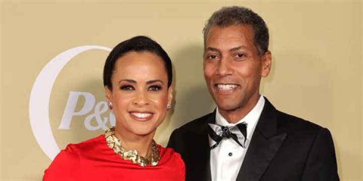 Nachelle Davis | Husband And Married Life