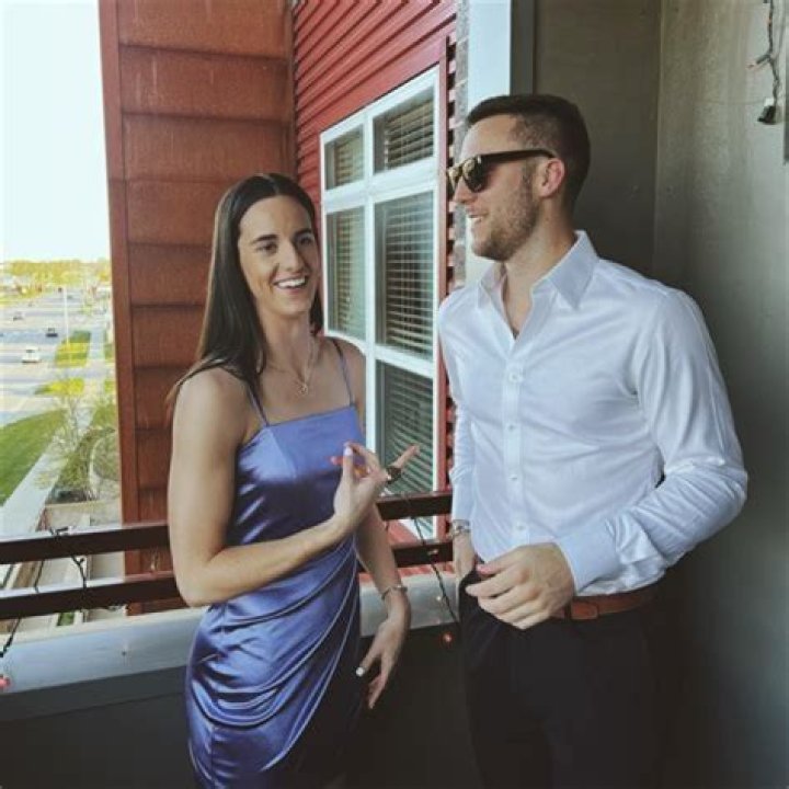 Natasha Bassett | Parents, Boyfriend And Relationship