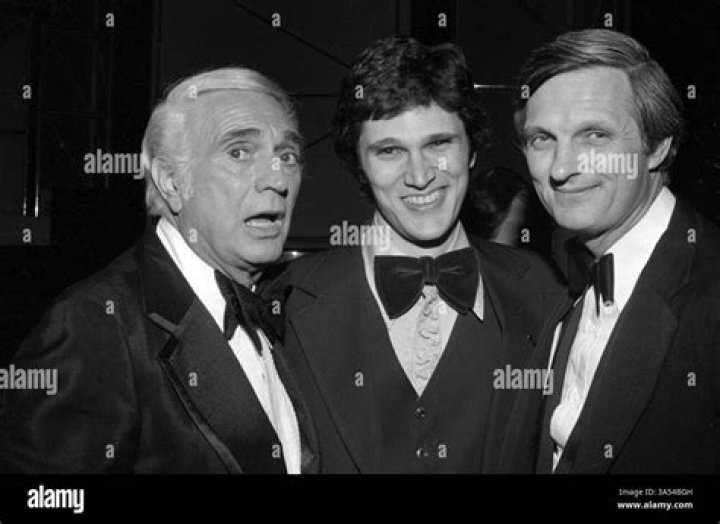 Robert Alda | Related To Alan Alda? Family Tree And Death Cause
