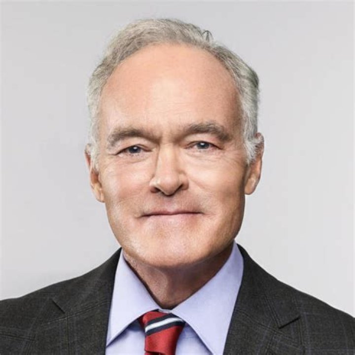 Scott Pelley | Bio, Age, Net Worth, Relationship, Career