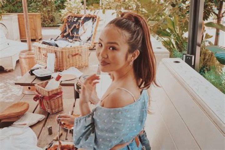 Sharon Pak