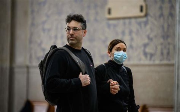 Swan Et Neo Parents Prison | Gaëlle Burlot And Gregory Thonet Arrest And Charge