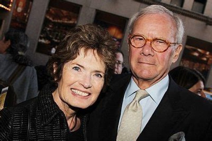Tom Brokaw- Bio, Height, Net Worth, Wife