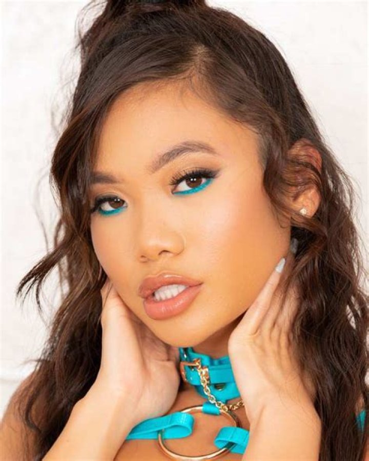 Vina Sky