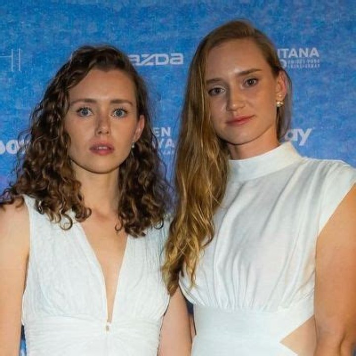Who Is Anna Rybakina | Meet Elena Rybakina Sister | Family And Siblings Details