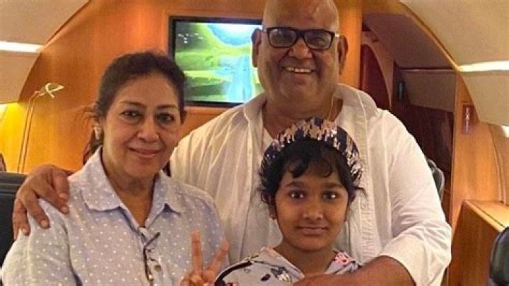 Who Is Satish Kaushik Wife Shashi Kaushik? Son Shanu Kaushik And Daughter Vanshika Kaushik